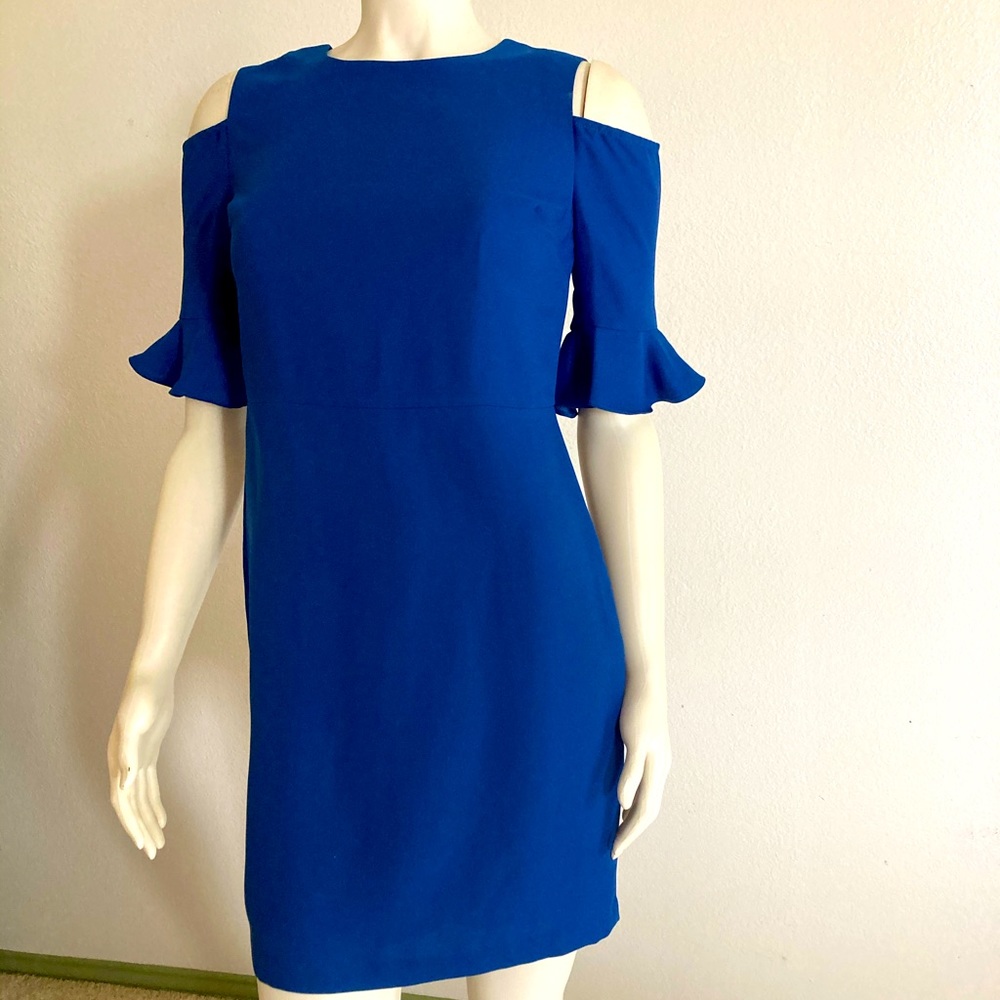 Small blue dress 💙